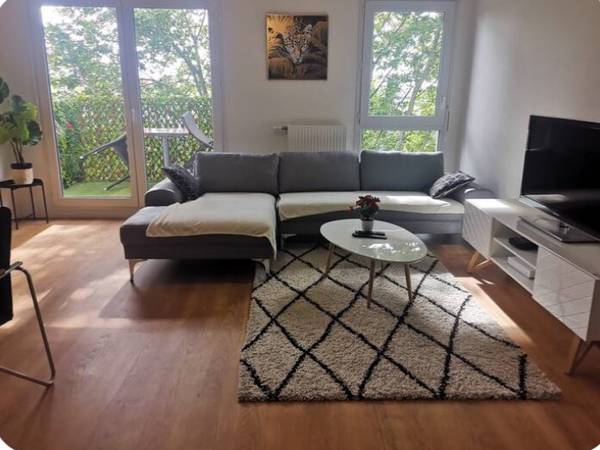 Colocation / Appartement 3 pièces de 70 m², Villeneuve-la-Garenne, Avenue Marc Sangnier / Photo 2