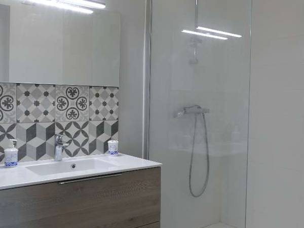 Colocation / Appartement 5 pièces de 75 m², Nantes, Rue Stéphane Leduc / Photo 2