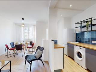 Room share / 4 rooms apartment · 65 m², Marseille, Bd Gustave Desplaces