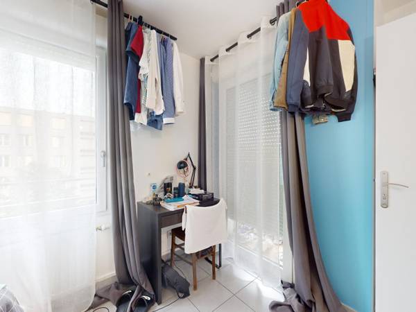 Colocation / Appartement 5 pièces de 84 m², Lyon, Avenue Rosa Parks / Photo 2