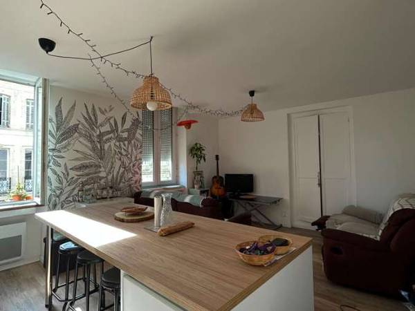 Colocation / Duplex 5 pièces de 67 m², Bordeaux, Rue Mazagran / Photo 2