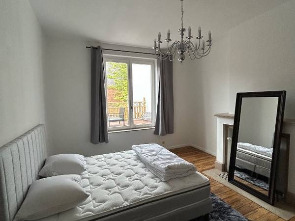 Colocation / Maison 10 pièces de 360 m², Saint-Gilles, Rue de Lausanne / Photo 2