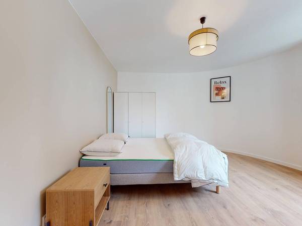 Colocation / Appartement 6 pièces de 110 m², Courbevoie, 89 Boulevard de la Mission Marchand / Photo 13