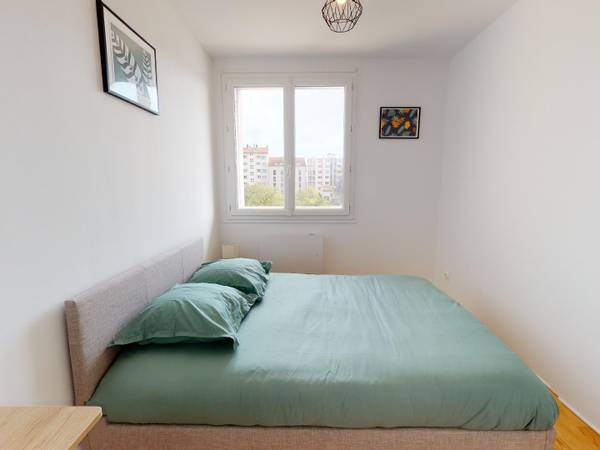 Colocation / Appartement 4 pièces de 59 m², Lyon, B Rue Julien / Photo 2