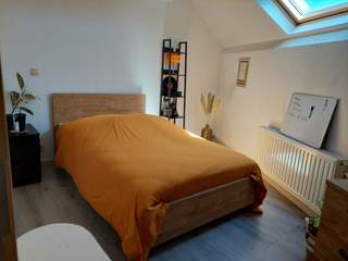 Colocation / 8-bedroom house · 200 m², Charleroi, Rue Spinois