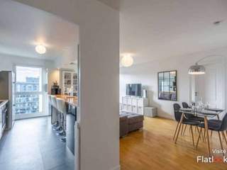 Room share / 4 rooms apartment · 93 m², Nanterre, Terrasse de l'Arche
