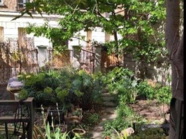 Colocation / Maison 4 pièces de 95 m², Courbevoie, Rue Raspail / Photo 2