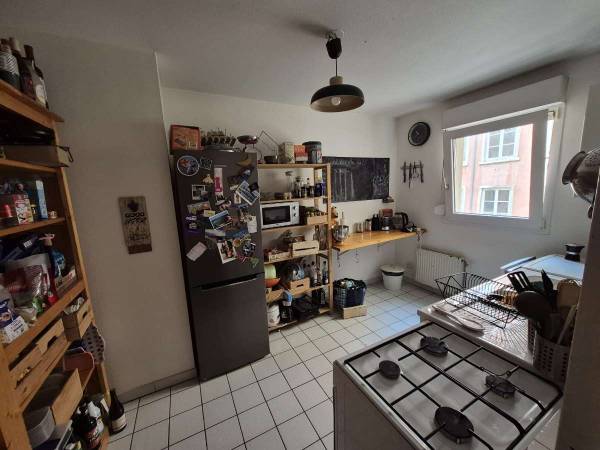 Colocation / Immeuble 3 pièces de 104 m², Lyon, Rue Bouteille / Photo 2