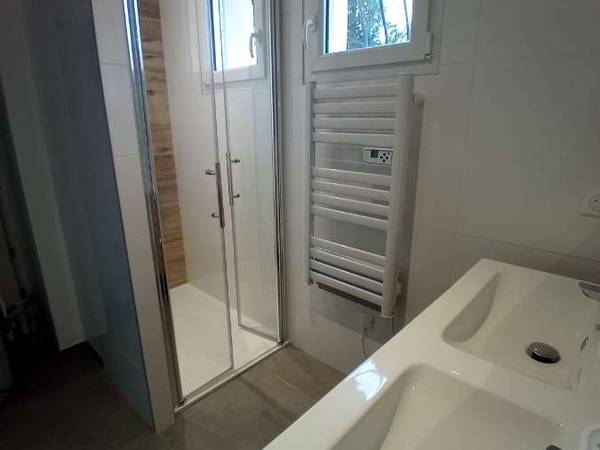 Colocation / Maison 6 pièces de 130 m², Pau, Rue Pierre Et Marie Curie / Photo 6