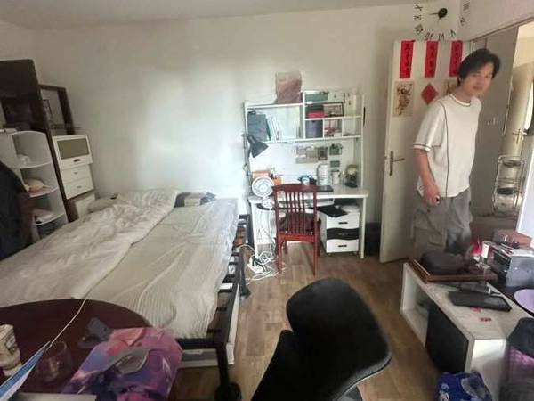 Colocation / Appartement 3 pièces de 57 m², Villejuif, Rue François Billoux / Photo 2