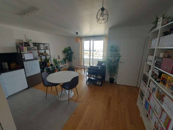 Flatsharing / 3-bedroom flat · 52 m², Clichy, Rue du Général Roguet / Photo 2