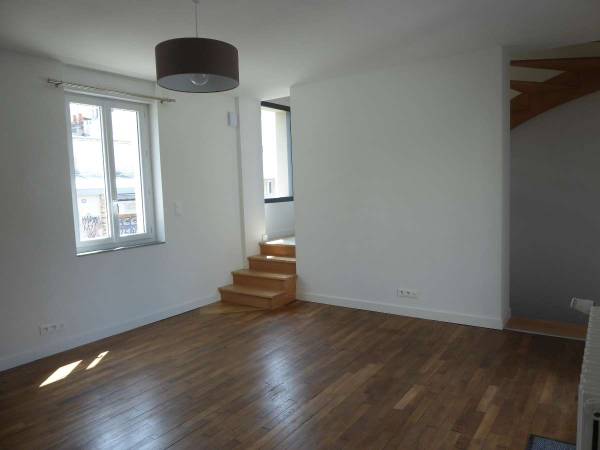 Location / Maison 6 pièces de 116 m², Rennes, Rue du Champ de l'Orme / Photo 2