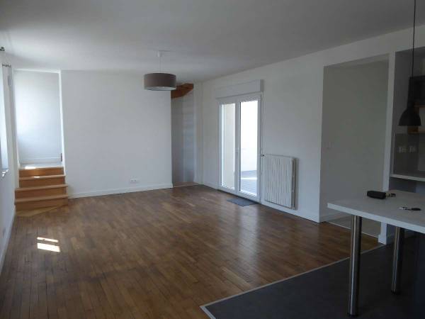 Location / Maison 6 pièces de 116 m², Rennes, Rue du Champ de l'Orme / Photo 11