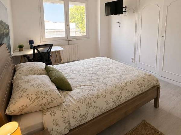 Colocation / Maison 6 pièces de 105 m², Angoulême, Rue de Saintes / Photo 3