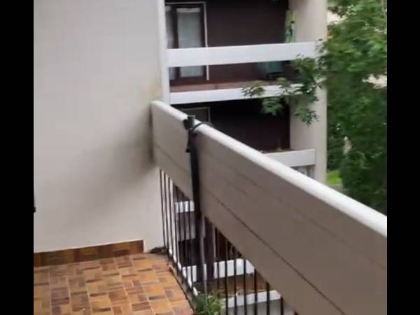 Chambre chez l'habitant / Immeuble 4 pièces de 100 m², Les Ulis, Avenue de Normandie / Photo 8