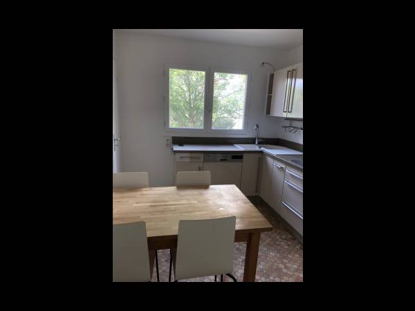 Colocation / Appartement 5 pièces de 82 m², Cergy / Photo 2
