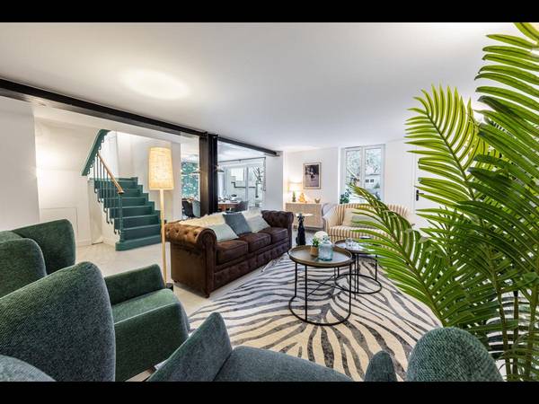 Coliving / Maison 10 pièces de 270 m², Courbevoie, Rue Eugène Caron / Photo 2