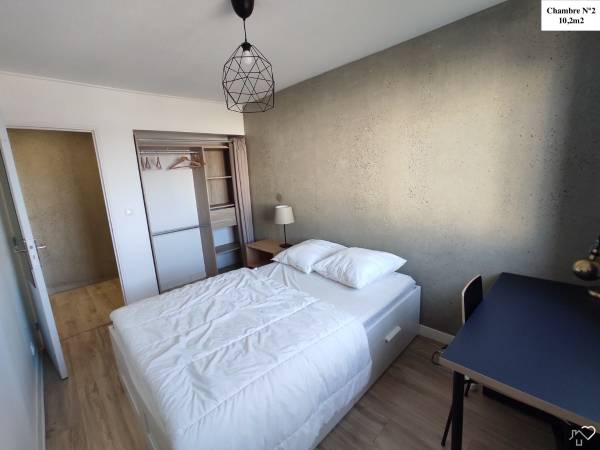 Colocation / Appartement 5 pièces de 100 m², Toulouse, Rue Joachim du Bellay / Photo 8