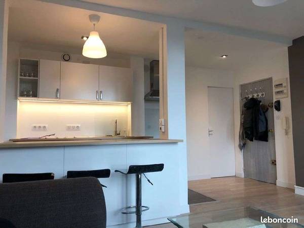 Colocation / Appartement 4 pièces de 60 m², Saint-Martin-d'Hères, Square le Perier / Photo 2