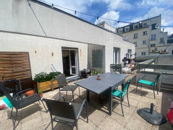 Sublet / 8-bedroom flat · 180 m², Paris, Impasse Chausson / Photo 10