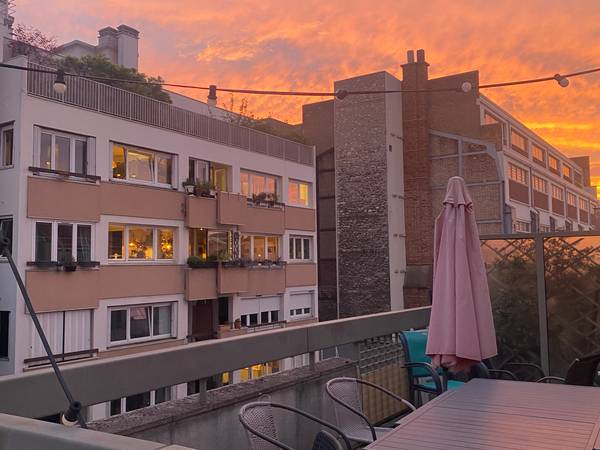 Sous-location / Appartement 8 pièces de 180 m², Paris, Impasse Chausson / Photo 2
