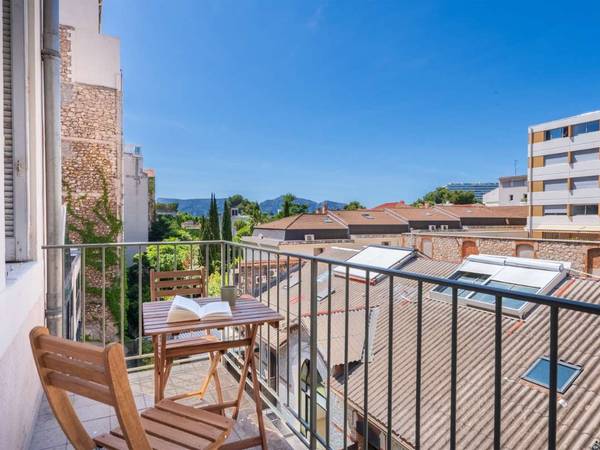 Colocation / Appartement 5 pièces de 115 m², Marseille, Rue Paradis / Photo 2