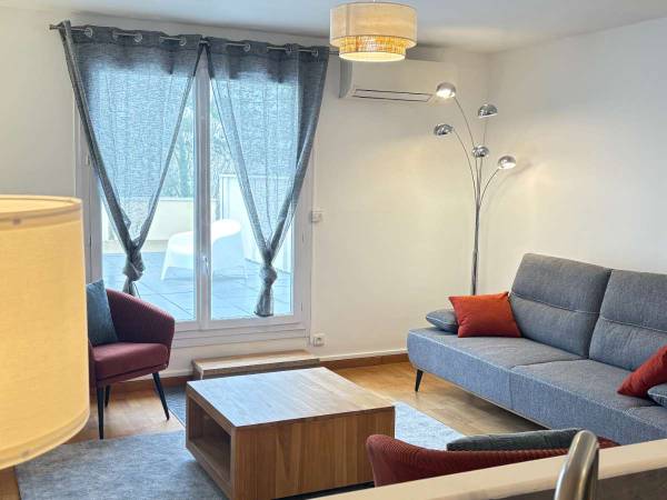 Colocation / Appartement 6 pièces de 97 m², Floirac, Rue Max Ernst / Photo 2