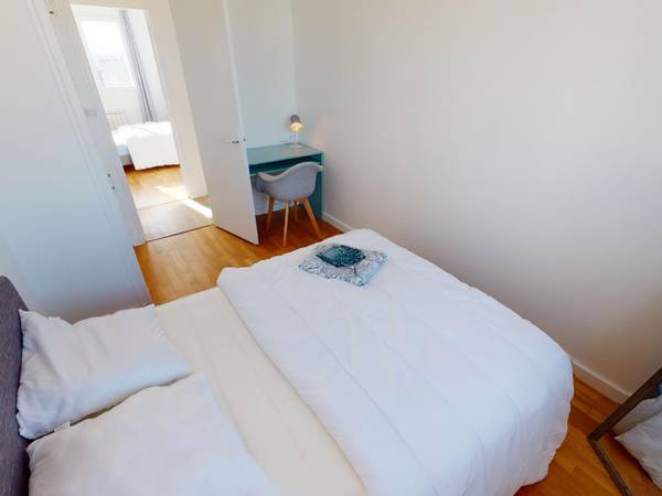 Colocation / Appartement 4 pièces de 67 m², Bordeaux, Cours Edouard Vaillant / Photo 2