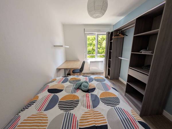 Colocation / Appartement 4 pièces de 70 m², Quimper, Rue Charles Gounod / Photo 6