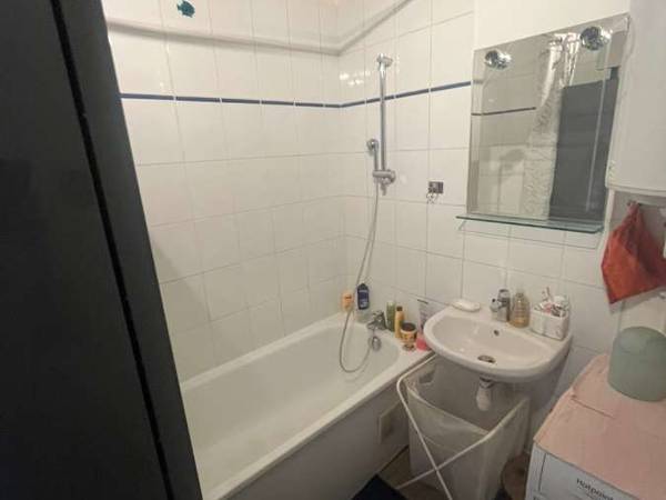 Sous-location / Appartement 2 pièces de 45 m², Paris, Cité des Trois Bornes / Photo 2