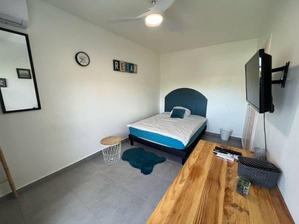 Colocation / Appartement 5 pièces de 65 m², Pointe-à-Pitre, Boulevard Nelson Mandela / Photo 9
