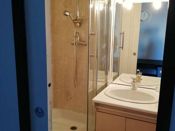 Colocation / Appartement 3 pièces de 56 m², Maisons-Alfort, Rue Rouget de Lisle / Photo 5