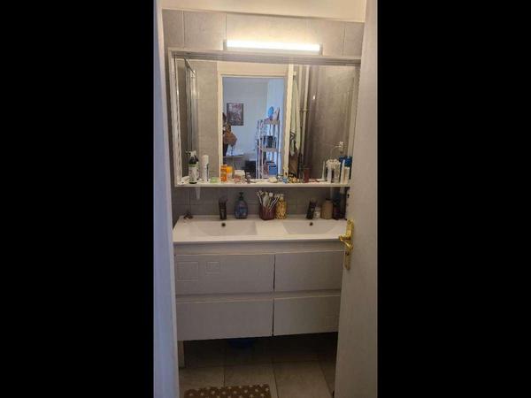 Colocation / Appartement 4 pièces de 66 m², Saint-Denis, Place de l'Ermitage / Photo 7