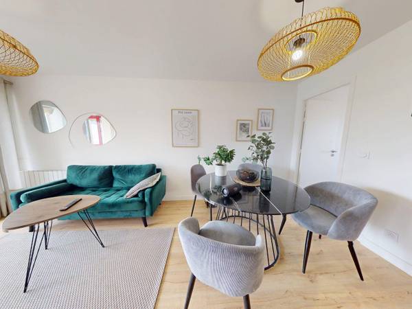 Colocation / Appartement 5 pièces de 77 m², Talence, Rue d'Alembert / Photo 2