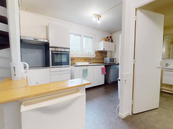 Colocation / Appartement 6 pièces de 110 m², Cergy, Rue du Haut Montoir / Photo 2