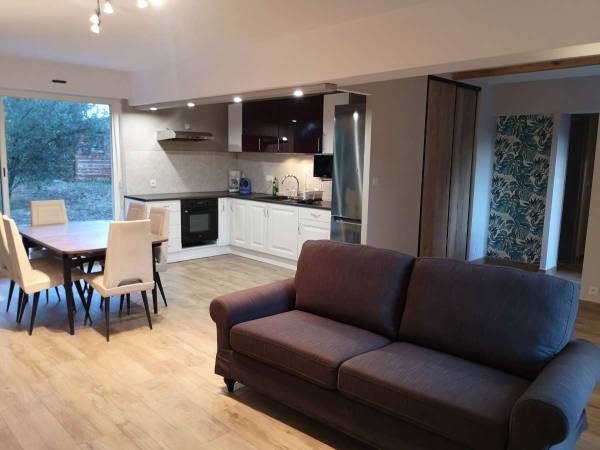 Colocation / Maison 6 pièces de 113 m², Angers, Rue du Grand Douzille / Photo 2