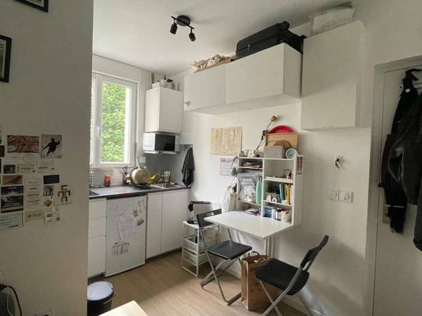 Sous-location / Studio de 12 m², Paris, Rue Feutrier / Photo 7