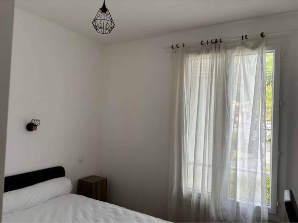 Colocation / Maison 2 pièces de 60 m², Floirac, Avenue Pierre Curie / Photo 2