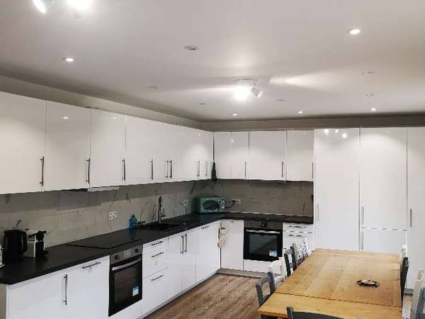 Coliving / Maison 10 pièces de 350 m², Moret-Loing-et-Orvanne, Avenue de Fontainebleau / Photo 2