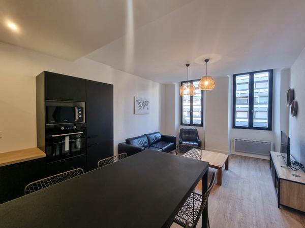 Colocation / Appartement 5 pièces de 85 m², Tarbes, Cours de Reffye / Photo 2