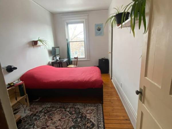 Colocation / Appartement 7 pièces de 100 m², Montréal, Rue Adam / Photo 5