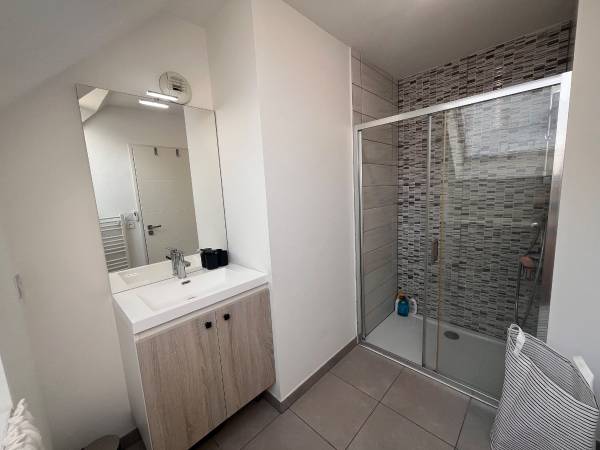 Colocation / Duplex 4 pièces de 92 m², Bordeaux, Quai des Queyries / Photo 10