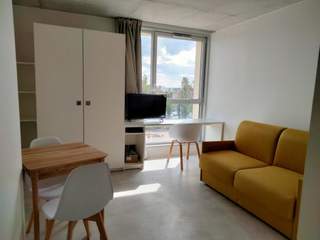 Location / 1 room residence · 17 m², Bordeaux, 60 Rue du Maréchal Niel