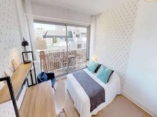 Flatsharing / 7-bedroom flat · 78 m², Paris, Rue d'Hautpoul