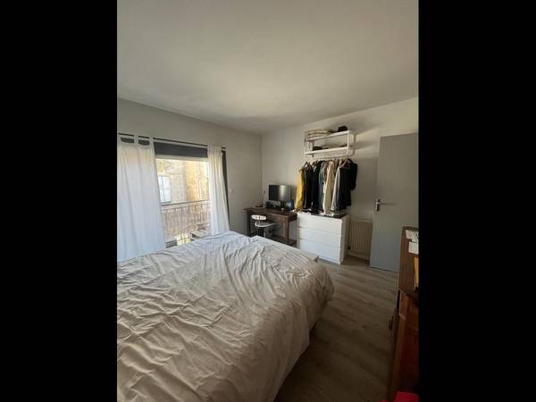 Sous-location / Appartement 3 pièces de 57 m², Bordeaux, Place de la République / Photo 2