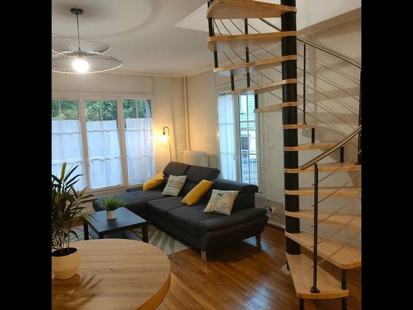 Colocation / Appartement 6 pièces de 122 m², Amiens, Rue du Hocquet / Photo 2