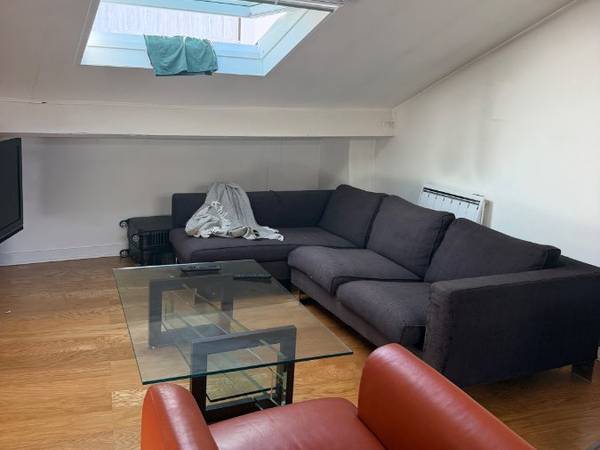 Location / Appartement 3 pièces de 100 m², Courbevoie, Avenue Gambetta / Photo 2