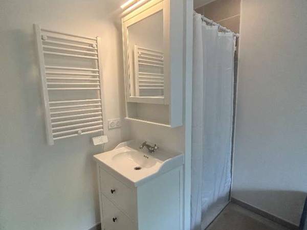 Colocation / Maison 9 pièces de 152 m², Pessac, Rue des Anciennes Ecoles / Photo 6