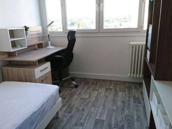 Colocation / Appartement 5 pièces de 82 m², Besançon, Avenue de l'Île de France / Photo 4