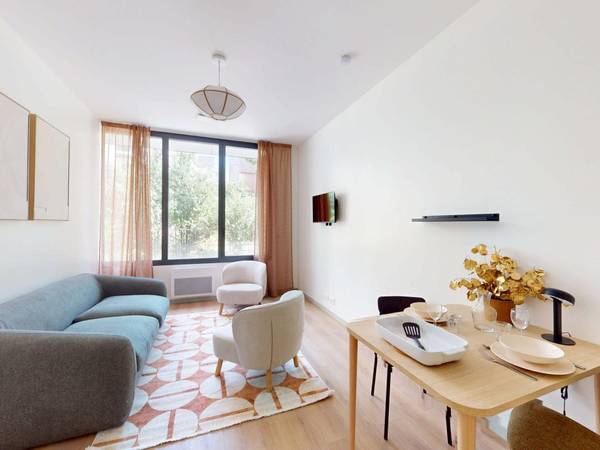 Location / Appartement 2 pièces de 39 m², Asnières-sur-Seine, 9 Rue Pierre Curie / Photo 2